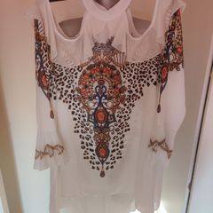 Venus  white cold shoulder detailed exclusive blouse size UK14/16 EU42/44 Perfect condition Postage included