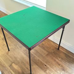 Games, poker table