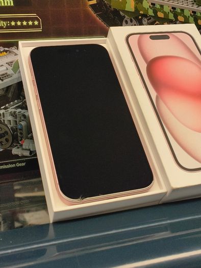 Apple iPhone 15 128GB Unlocked Pink with Box (LCD Has a Small Crack) , Its Original Battery Health: 86%