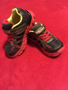 Skechers Trainers, size EU-24, UK-7