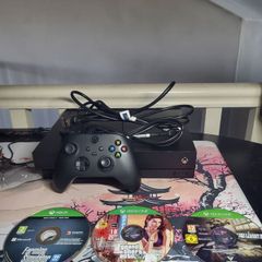 Xbox One X 1TB