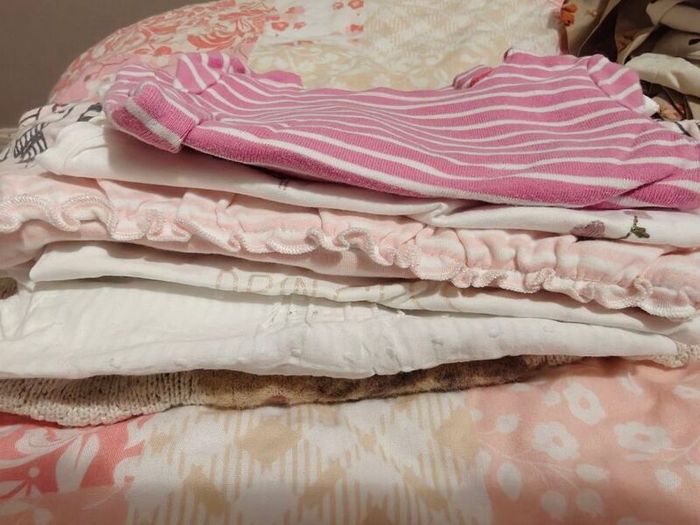 Baby girl 3-6 m clothes bundle 2