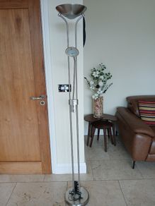 Uplighter floor lamp