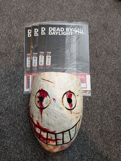 Dead by Daylight Comics and Custom Legion prop mask