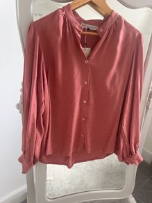 BNWT Rowen Avenue Blouse Size S