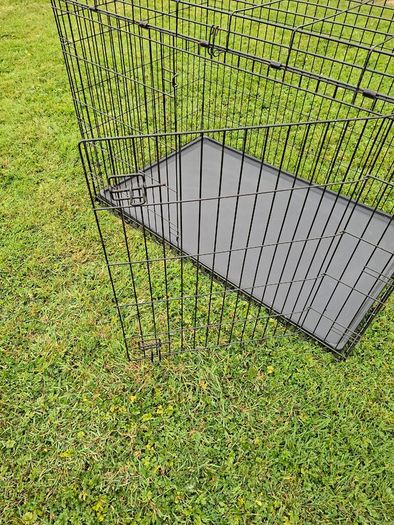 Dog crate
