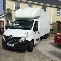 Renault master Box van with tail lift