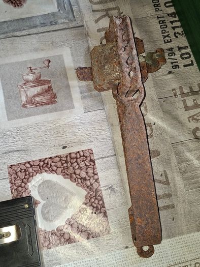 Antique Iron Gin Trap Postage Available or Collection is always welcome and Recommended in Rochfortbridge Westmeath