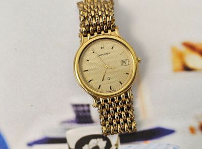 Vintage Swiss Made Certina Q Gold Plated Lady's Quartz Swiss Watch 1990s
