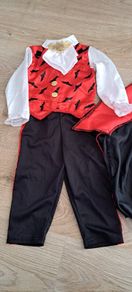 Halloween dracula costume