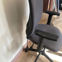 Desk chair