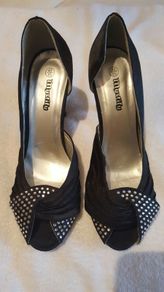 Ladies black and bling heels for sale