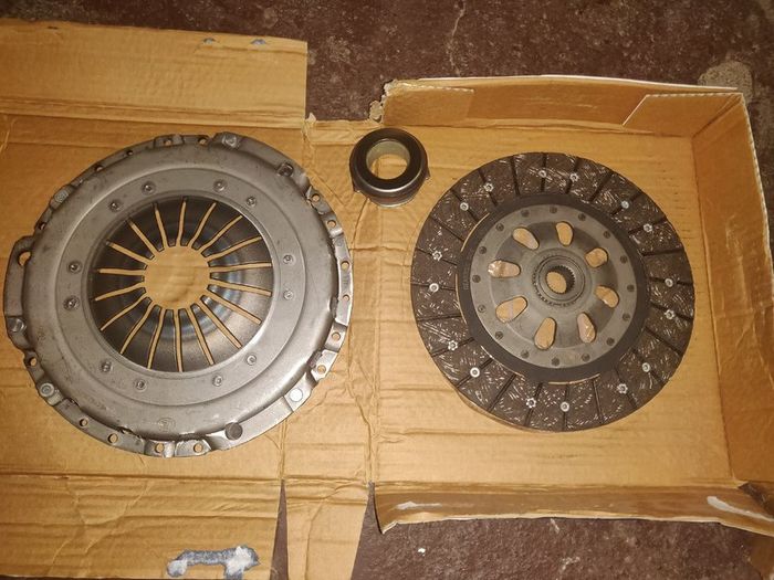 3 Pieces Clutch Kit 228mm Audi / Seat / Skoda / Volkswagen