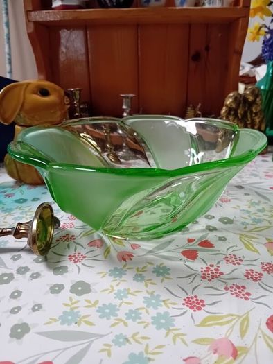 Green Glass Dessert Bowl set