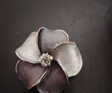 Ladies Brooch