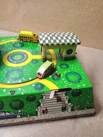 Vintage Russian wind up  Tin Toy  - Town - City