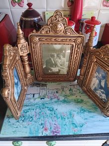Vintage style frame