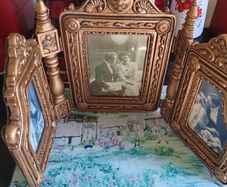 Vintage style frame