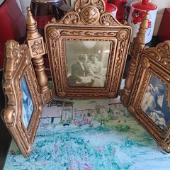 Vintage style frame
