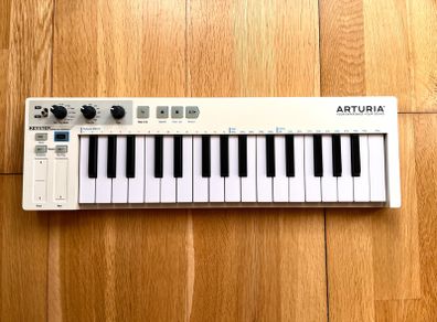 Arturia Keystep MIDI Controller & Sequencer