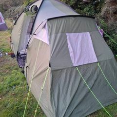 2 bedroom tent.