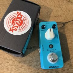 Moore Ensemble King analog chorus effects pedal