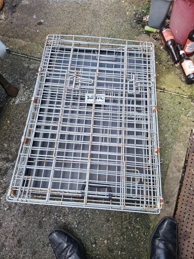 Large Metal Savic dog crate with Tray and can be folded down as in photos, Postage Available