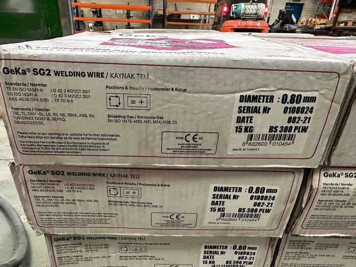GeKa 0.8mm G3Si1 / SG2 15KG Mig Welding Wire  High quality mild steel MIG welding wire from GeKa. 0.8mm GMAW - SG2