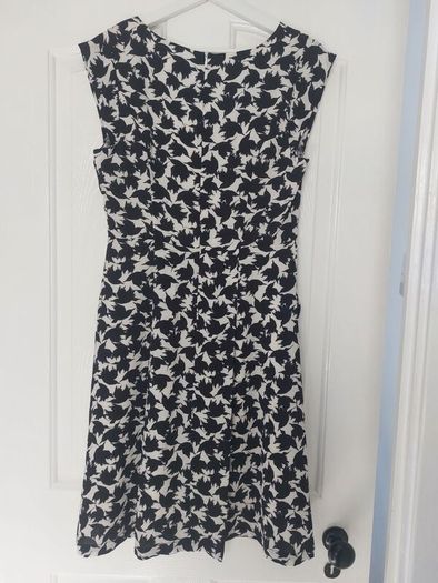 Beautiful black & white dress