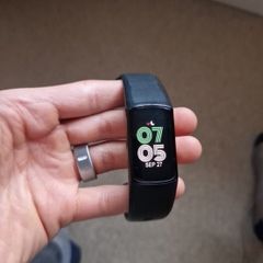 Fitbit Charge 6