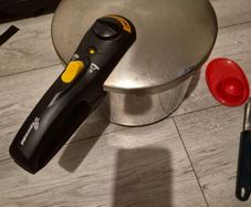 Pressure Cooking pot