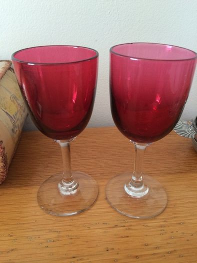 Price drop Pair of cranberry glass drinking glasses