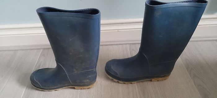 Rain boots