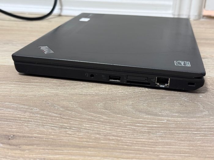 Lenovo ThinkPad X250 i5-5300U 8GB Ram 256GB