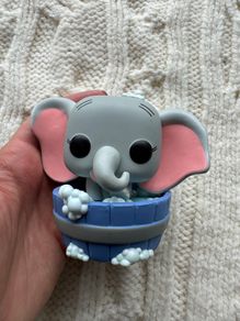 Funko Disney Classics POP! Vinyl Figurine Dumbo in Bathtub new DAMaged BOx PLease look at the pictures