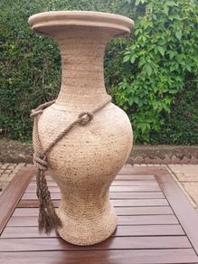 Urn