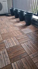 Wooden floor tiles (70)