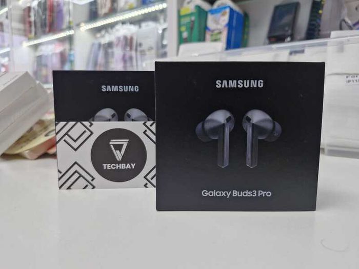 sumsung Galaxy buds 3 pro sumsung Galaxy buds 3 pro
