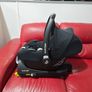 Maxi-Cosi CabrioFix i-Size Car Seat + ISOFIX Base Image 4