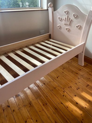 Pink princess wooden single bed