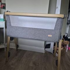 Tutti Bambini CoZee 2-in-1 Baby Bassinet & Bedside Sleeper