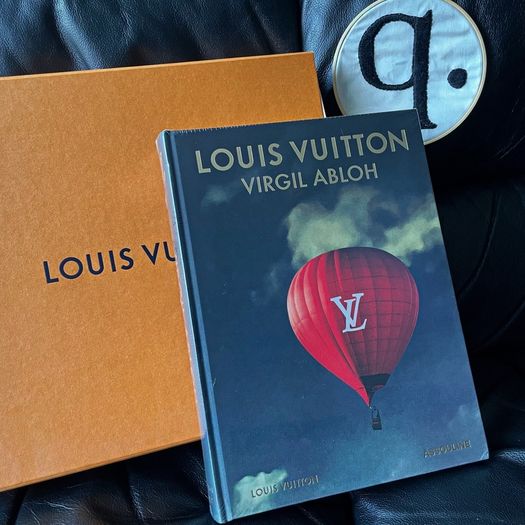 Louis Vuitton: Virgil Abloh (Classic Balloon Cover) English Edition