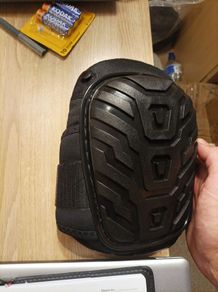 PRO Heavy Duty Knee Pads Easy Hook Straps  Brand New Tilers/Builders