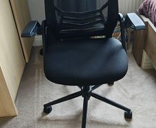 Free desk chair ASPERUP from Jysk