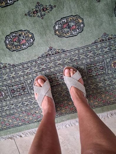 Beautiful Inuovo Silver Sparkly Sandals in Size 40 UK7