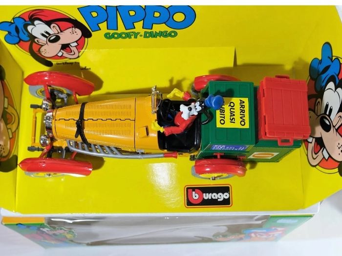 Disney Goofy year 1985 scale 1/18