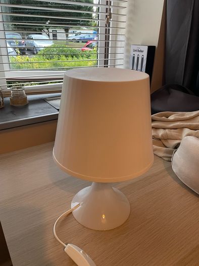 Modern White Table Lamp