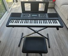 Yamaha PSR E383 Portable Keyboard Pack