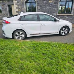 2017 Hyundai Ioniq Electric, 83,282 miles