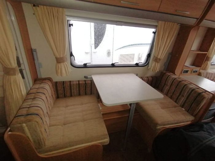 Swift Charisma Caravan
